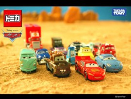 Tomica-Disney-Pixar-Cars-Red-Fire-Engine-C-07-0-1