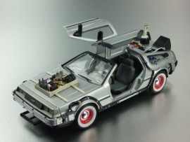 Welly-22444W-De-Lorean-Back-to-the-Futur-III-124-0-2