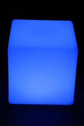 point-garden cube lumineux LED alternance de couleurs 20 cm lampe cube pouf batterie point-garden cube lumineux LED alternance de couleurs 20 cm lampe cube pouf batterie