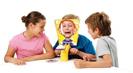 Hasbro-B70631010-Pie-Face-Le-Jeu-De-La-Chantilly-0-0