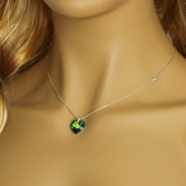 Collier en argent avec des éléments Swarovski d’origine Pendentif Coeur, multi-couleur, 14 mm, avec Box, un cadeau parfait pour une femme ou une petite amie Collier en argent avec des éléments Swarovski d’origine Pendentif Coeur, multi-couleur, 14 mm, avec Box, un cadeau parfait pour une femme ou une petite amie 4