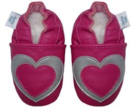 Chaussures bébé souples en cuir pour les filles avec des semelles en daim – Dotty Fish – coeur rose et argent Chaussures bébé souples en cuir pour les filles avec des semelles en daim – Dotty Fish – coeur rose et argent 3