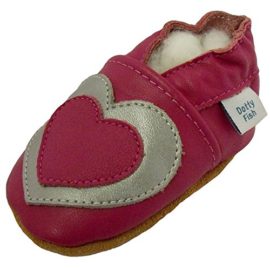 Chaussures bébé souples en cuir pour les filles avec des semelles en daim – Dotty Fish – coeur rose et argent Chaussures bébé souples en cuir pour les filles avec des semelles en daim – Dotty Fish – coeur rose et argent 2