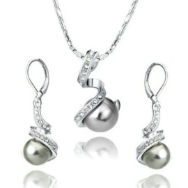 Yoursfs Ensemble 18k plaqué Or blanc Pendentif en Perle imitation et Cristal australien pavé de Collier et Boucles d’oreilles pour Femmes comme cadeau ou pour Noël Yoursfs Ensemble 18k plaqué Or blanc Pendentif en Perle imitation et Cristal australien pavé de Collier et Boucles d’oreilles pour Femmes comme cadeau ou pour Noël 2