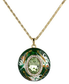 Pendentif grand format en jade avec magnifique chaîne 18 carats Pendentif grand format en jade avec magnifique chaîne 18 carats 2