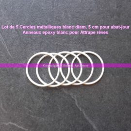 Lot de 5 Cercles métalliques blanc diam. 5 cm pour abat-jour, Anneau epoxy Attrape rêves Lot de 5 Cercles métalliques blanc diam. 5 cm pour abat-jour, Anneau epoxy Attrape rêves 2