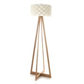 Lampadaire au style épuré – Pied en bambou et abat jour tressé aspect fibre de verre – Lampadaire au style épuré – Pied en bambou et abat jour tressé aspect fibre de verre –