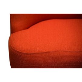 PierImport Fauteuil Crapaud Dossier capitonné Tissu Couleur Corail Pieds Bois 67x59x71cm LYLIE PierImport Fauteuil Crapaud Dossier capitonné Tissu Couleur Corail Pieds Bois 67x59x71cm LYLIE 5