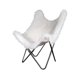 The concept factory Fauteuil Papillon Fourrure Blanc Pieds Noir The concept factory Fauteuil Papillon Fourrure Blanc Pieds Noir