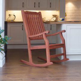 Trueshopping-Fauteuil–bascule-traditionnel-en-bois-Finition-naturelle-0